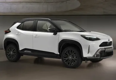 Car image 5