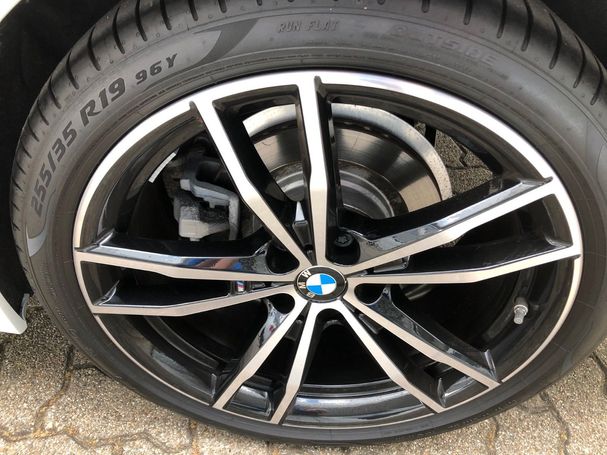 BMW 320d Touring xDrive M Sport 140 kW image number 29