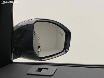 Car image 37