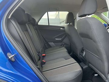 Car image 36