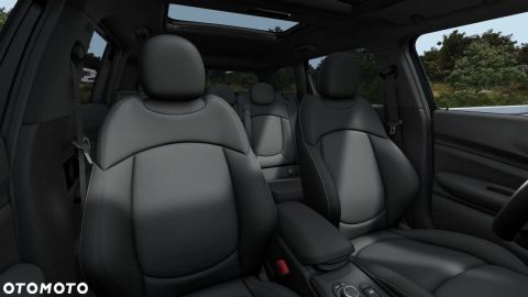 Car image 37