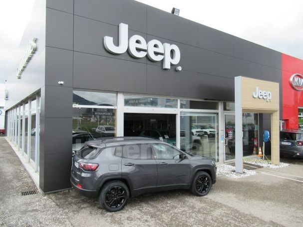 Jeep Compass 1.3 PHEV Night Eagle 140 kW image number 17