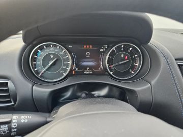 Car image 31