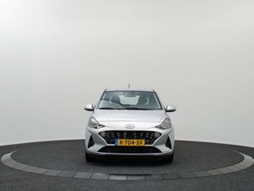 Car image 11