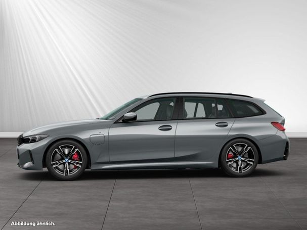 BMW 330e Touring xDrive 215 kW image number 9