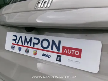 Car image 28