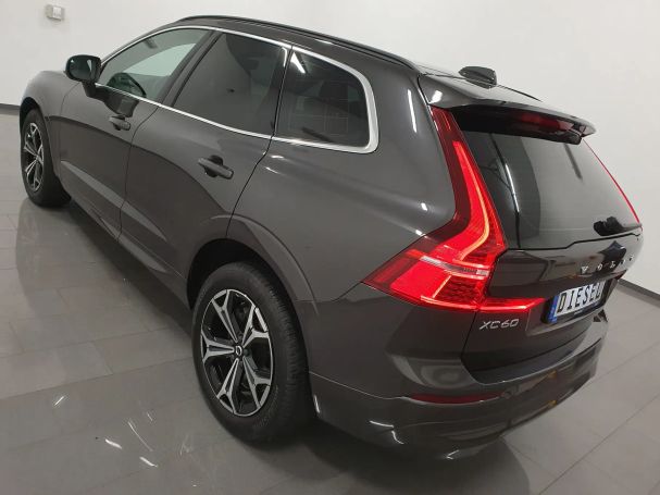 Volvo XC60 B4 AWD Geartronic Inscription 145 kW image number 3