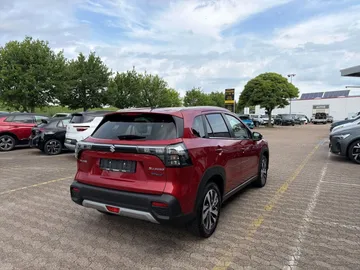 Car image 2