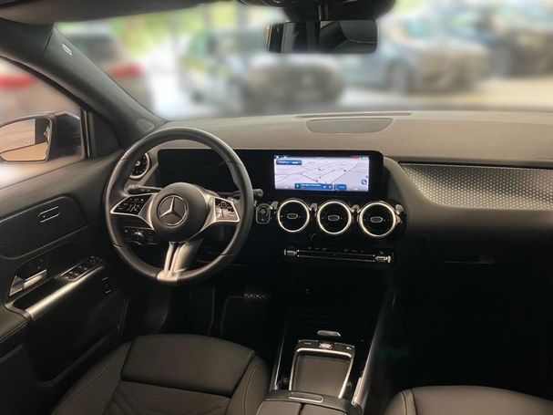 Mercedes-Benz GLA 180 100 kW image number 8