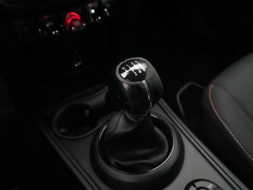 Car image 26