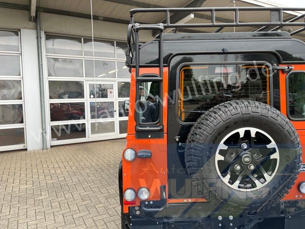 Land Rover Defender SE 110 kW image number 6