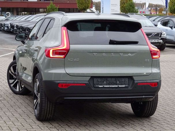 Volvo XC40 B3 Ultra Dark 120 kW image number 5