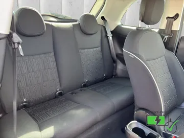 Car image 20
