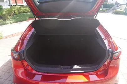 Car image 32