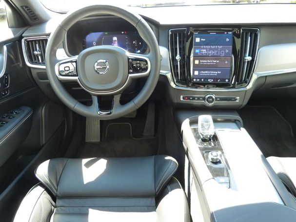 Volvo V90 B4 Plus 145 kW image number 3