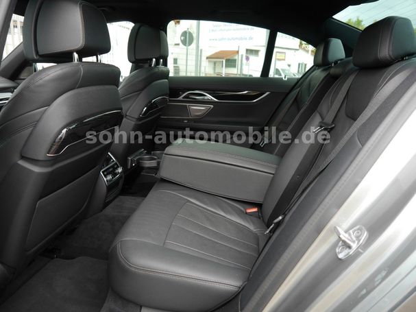 BMW 730d xDrive M Sport 210 kW image number 17