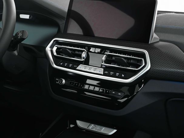 BMW iX3 Impressive 210 kW image number 19