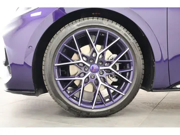 Car image 28