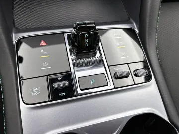 Car image 50