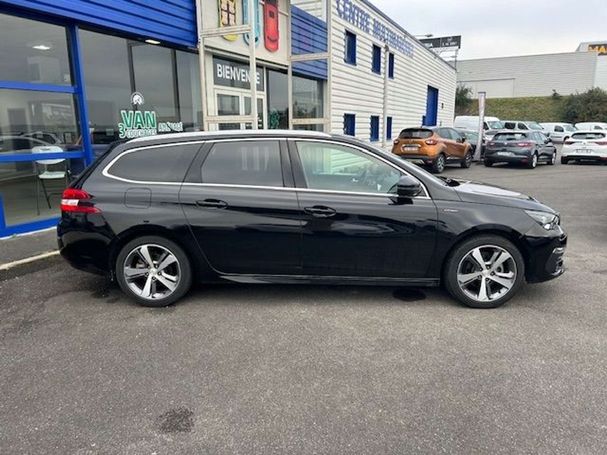 Peugeot 308 1.2 PureTech 130 96 kW image number 1