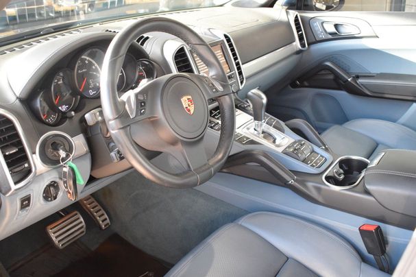 Porsche Cayenne Turbo 397 kW image number 4