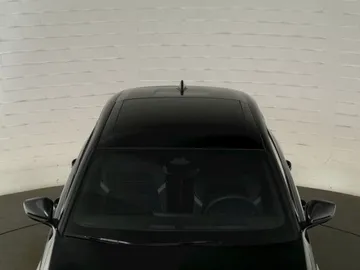 Car image 35