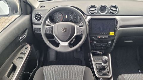 Car image 8