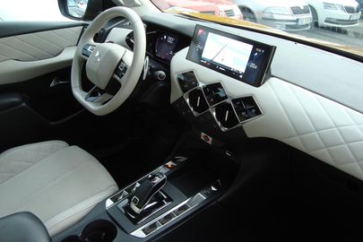 Car image 37