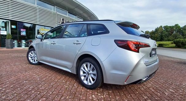 Toyota Corolla 1.8 Hybrid Touring Sports 103 kW image number 4