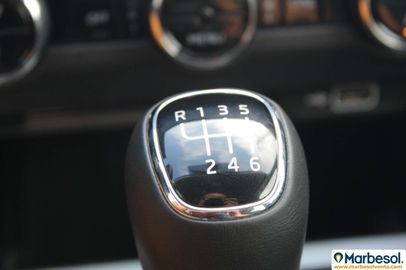 Car image 25