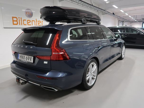 Volvo V60 T6 Recharge AWD 250 kW image number 3