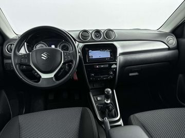 Car image 11