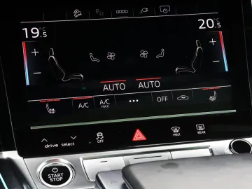 Car image 38