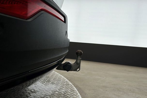 Volvo XC40 Recharge 171 kW image number 17