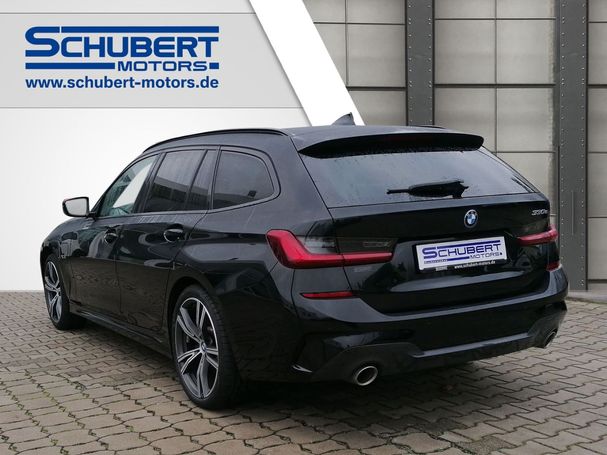 BMW 330e Touring 215 kW image number 2