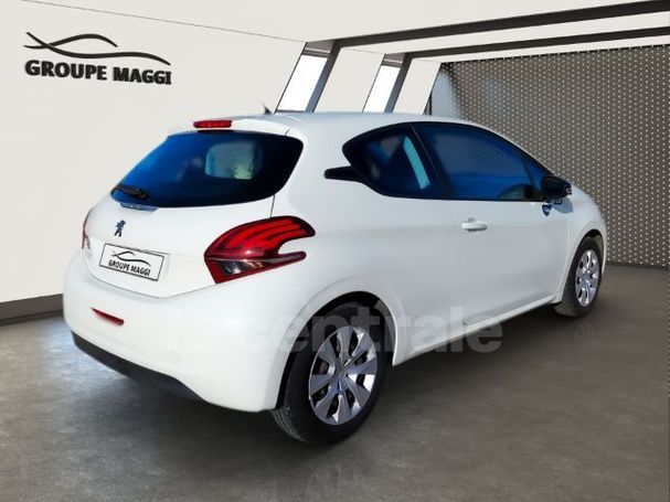 Peugeot 208 PureTech 68 Like 50 kW image number 15