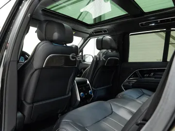 Car image 43
