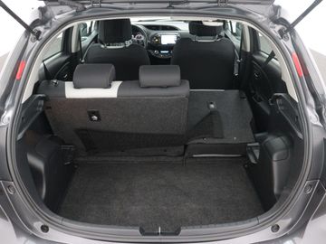 Car image 38