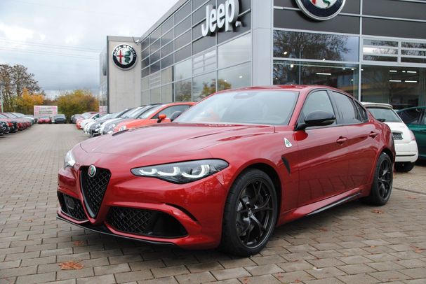 Alfa Romeo Giulia 382 kW image number 9