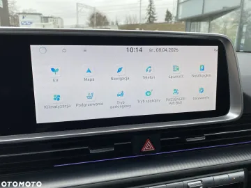 Car image 32