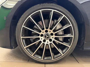 Car image 38