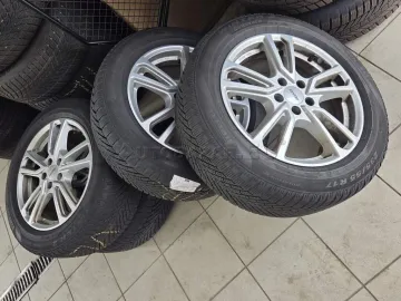Car image 38