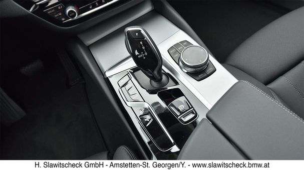 BMW 530 Touring xDrive 215 kW image number 22