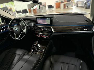 Car image 37