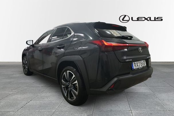 Lexus UX 250h F E-FOUR 138 kW image number 4