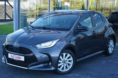 Car image 1