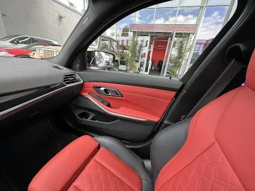Car image 38
