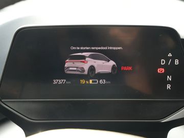 Car image 40