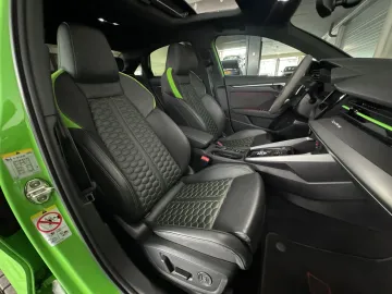 Car image 41