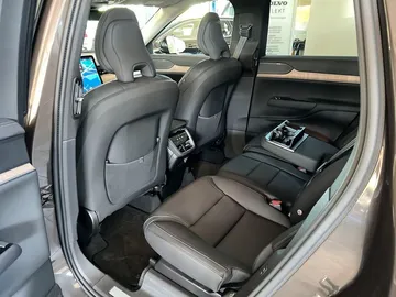 Car image 41